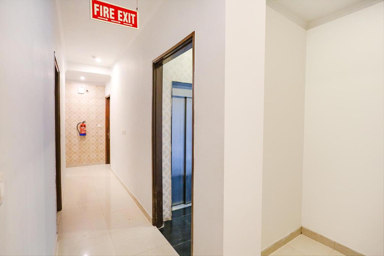 Fabhotel Novel Suites - Nr Yashobhoomi Convention Centre Νέο Δελχί Εξωτερικό φωτογραφία