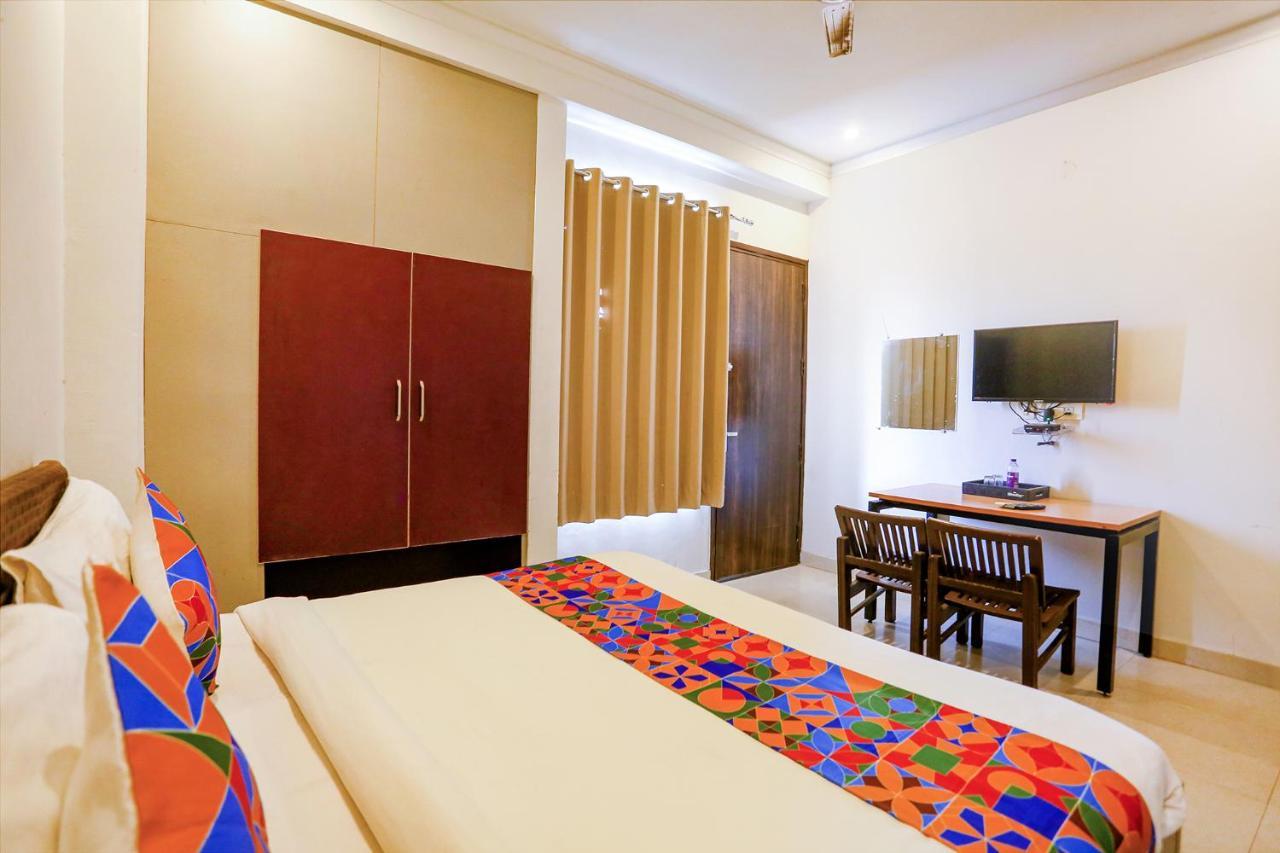 Fabhotel Novel Suites - Nr Yashobhoomi Convention Centre Νέο Δελχί Εξωτερικό φωτογραφία