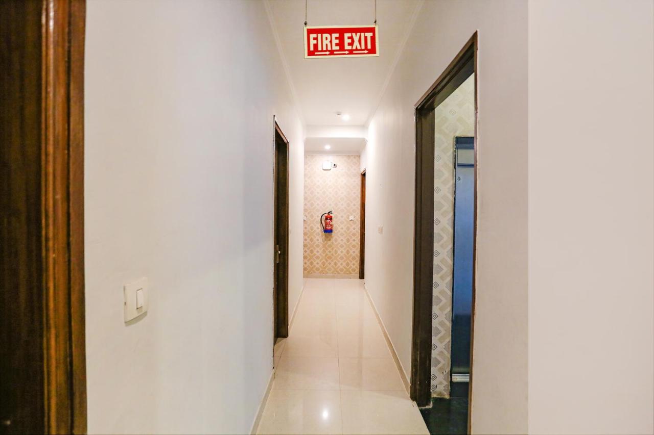 Fabhotel Novel Suites - Nr Yashobhoomi Convention Centre Νέο Δελχί Εξωτερικό φωτογραφία